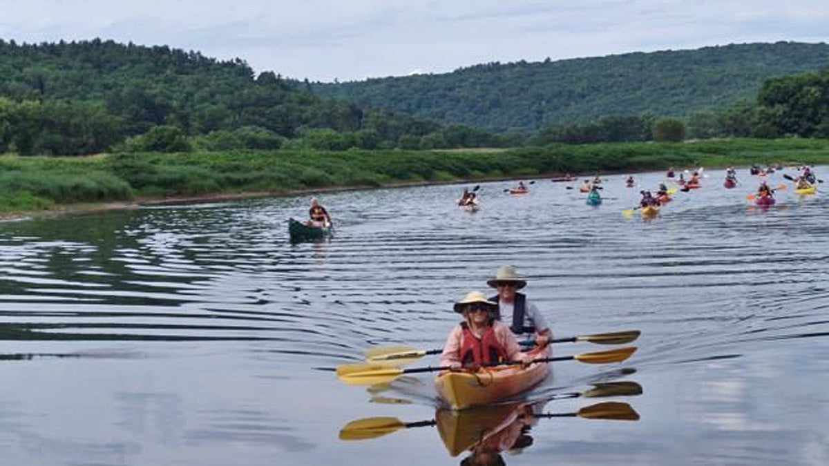 Through the Delaware River Sojourn, paddlers gain new appreciation for the river's ecology and history. (Photo courtesy of Delaware River Sojourn) 