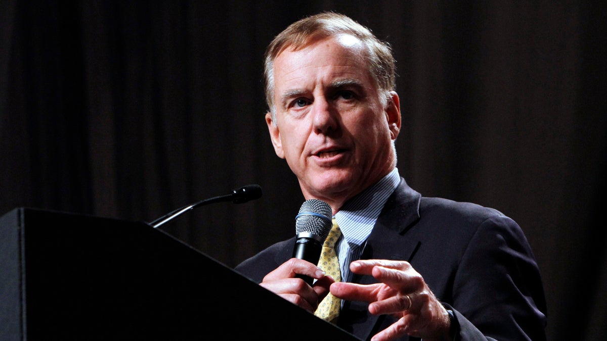 Former Vermont governor Howard Dean said that this among the most uncivil campaign seasons he has experienced in his lifetime, while speaking before a crowd of about 2,000 in Sacramento, Calif., Friday, Oct. 15, 2010.  Dean was one of the headline speakers at a forum hosted by the Sacramento Metro Chamber that also featured former Alaska governor Sarah Palin.  (AP Photo/Rich Pedroncelli)