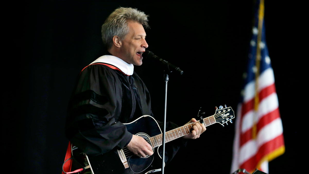 Jon Bon Jovi performs a new song during graduation ceremonies at Rutgers University-Camden Thursday, May 21, 2015, in Camden, N.J.  (AP Photo/Mel Evans) 