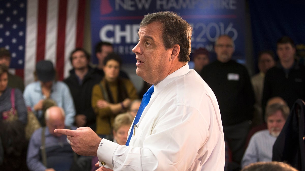  Gov. Chris Christie speaks during a town hall style campaign stop, Wednesday, Jan. 13, 2016, at Pinardville Fire Station in Manchester, N.H. (AP Photo/John Minchillo) 