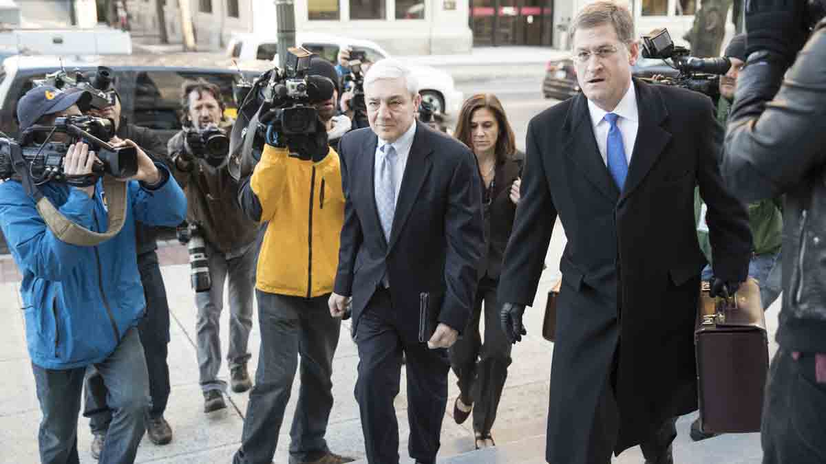  Former Penn State president Graham Spanier walks to the Dauphin County Courthouse in Harrisburg, Pa., Monday, March 20, 2017. (AP Photo/Matt Rourke) 