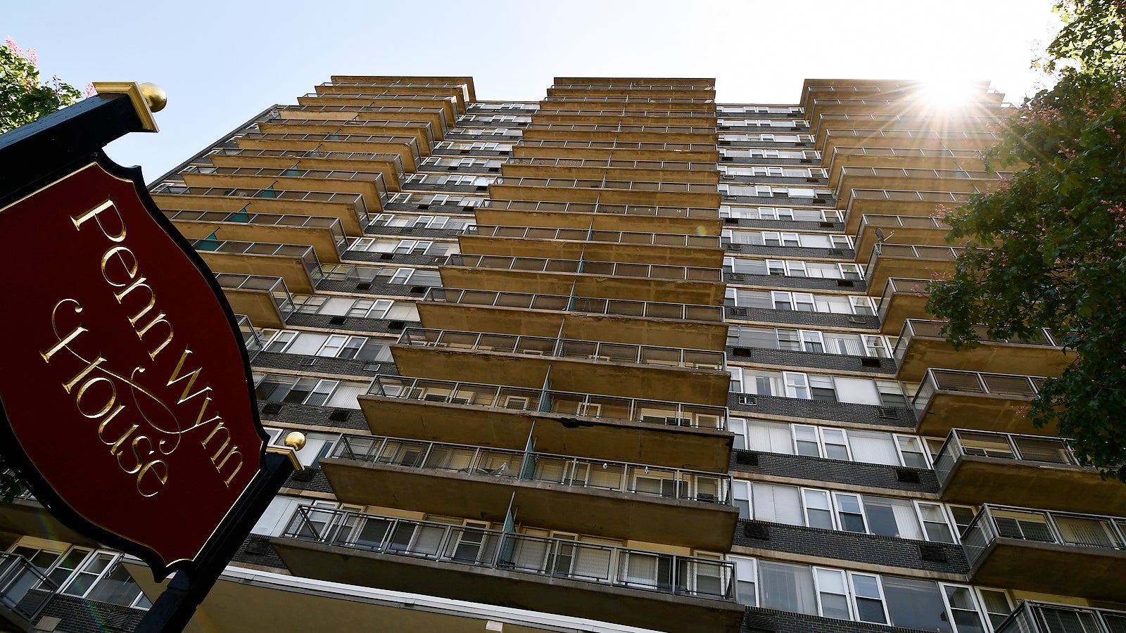  Residents at Penn Wynn House in West Philadelphia are fighting an eviction notice from the new owner. (Bastiaan Slabbers for NewsWorks) 