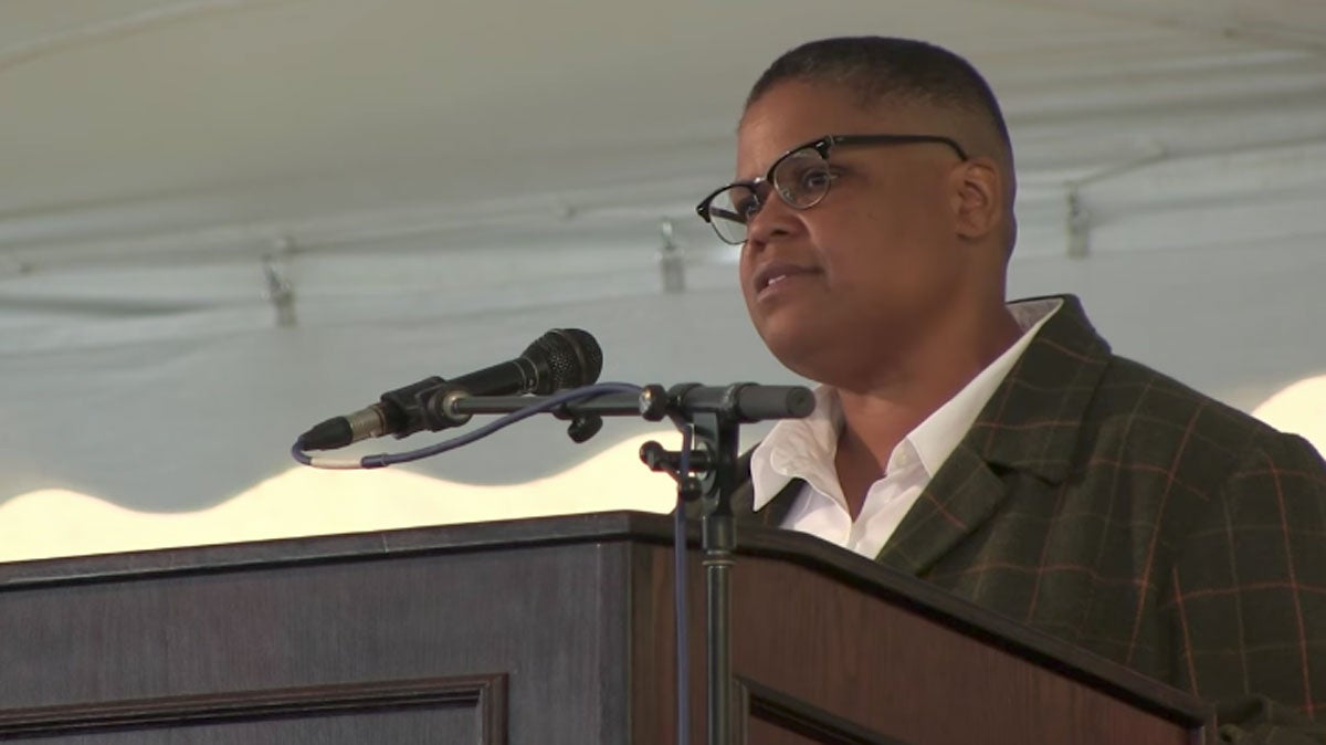  Keeanga-Yamahtta Taylor Delivers Keynote at Hampshire College's 2017 Commencement Ceremony (Screen capture from Hampshire College TV video) 