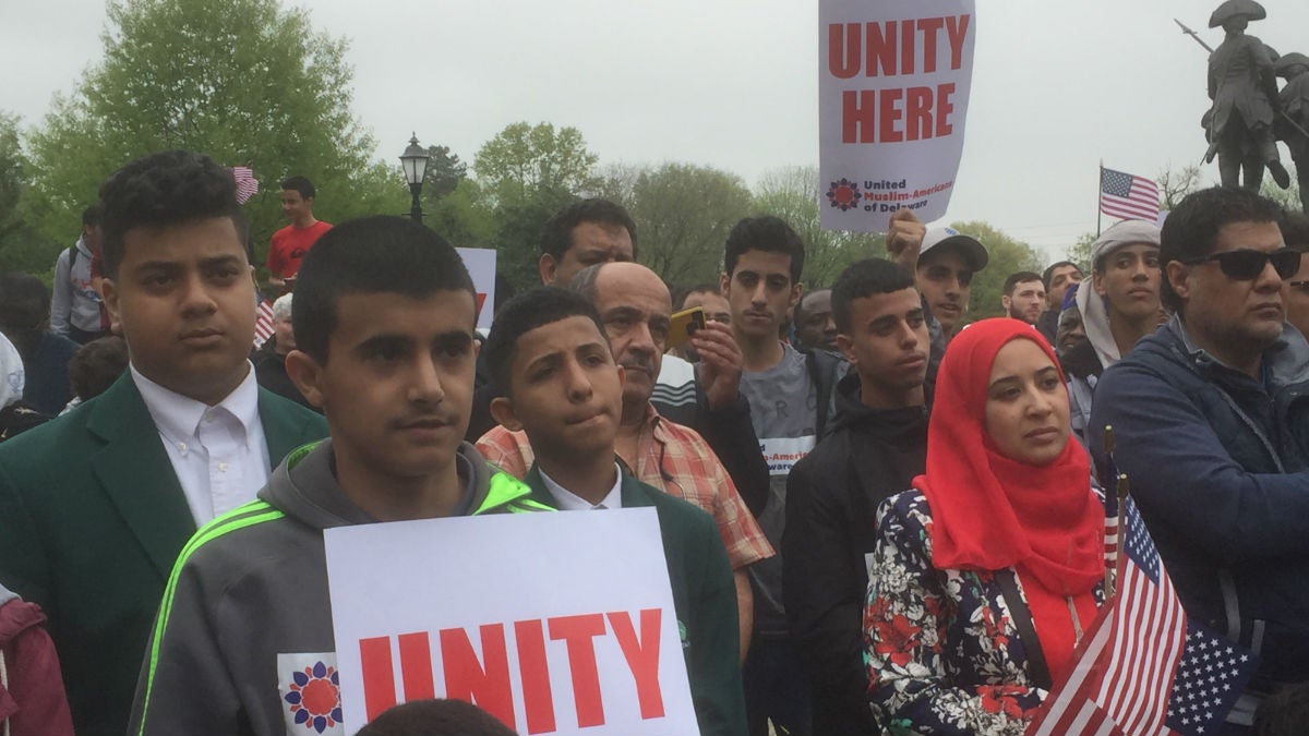  Delawareans of all backgrounds demonstrated support for the Muslim-American community. (Zoë Read/WHYY) 