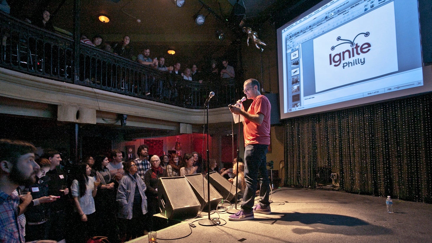  Ignite Philly co-organizer Geoff DiMasi addressing the crowd at Johnny Brenda's. (Photo courtesy of Kevin Monko) 