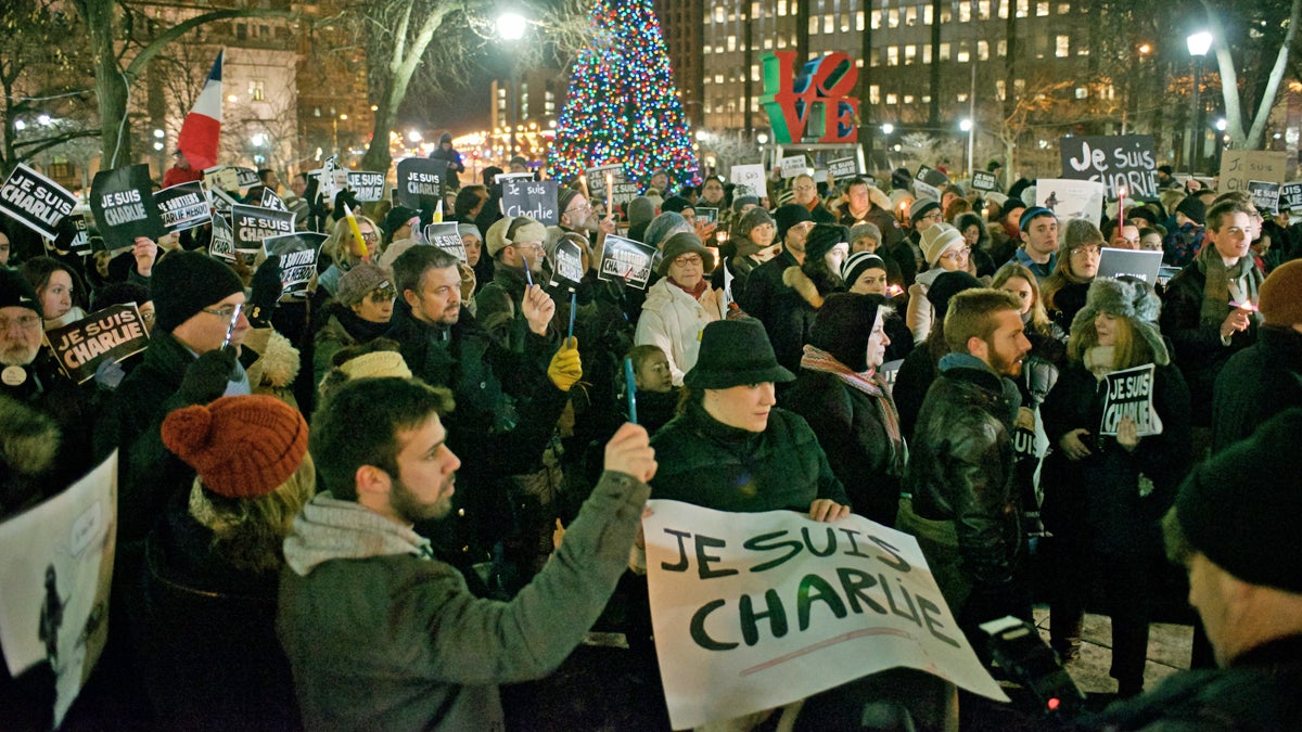 View on the crowd as they gathered at 6 P.M. at Love Park. (Bas Slabbers/for NewsWorks)