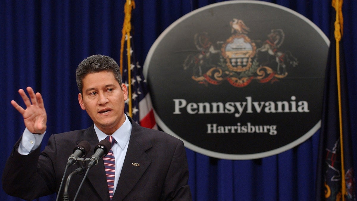 Pennsylvania Secretary of State Pedro Cortés says the new online voter registration process is making it easier to sign up to cast a ballot. Monday is the last day for Pennsylvanians to register to vote in the April 26 primaries. (AP file photo)