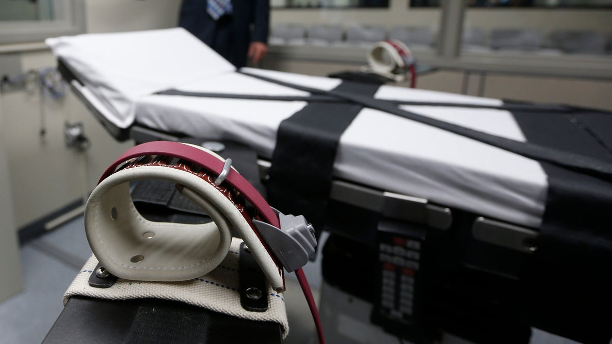  This Oct. 9, 2014 file photo, shows an arm restraint on the gurney in the the execution chamber at the Oklahoma State Penitentiary in McAlester, Okla. (Sue Ogrocki/AP Photo, File) 