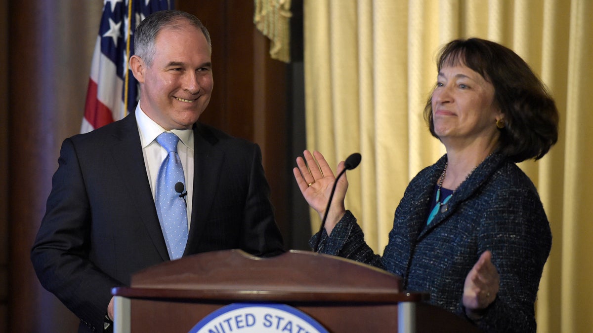  Environmental Protection Agency (EPA) Administrator Scott Pruitt smiles as his is introduced by former acting EPA Administrator Catherine McCabe, as Pruitt spoke to employees of the EPA in Washington, Tuesday, Feb. 21, 2017. (Susan Walsh/AP Photo) 