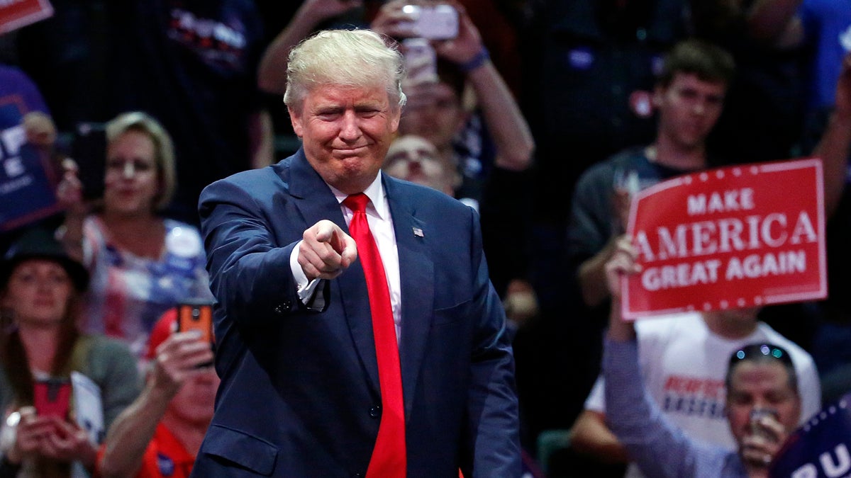  Republican presidential candidate Donald Trump prepares to leave after speaking at a campaign rally, Monday, Oct. 3, 2016, in Loveland, Colo. ( Brennan Linsley/AP Photo) 