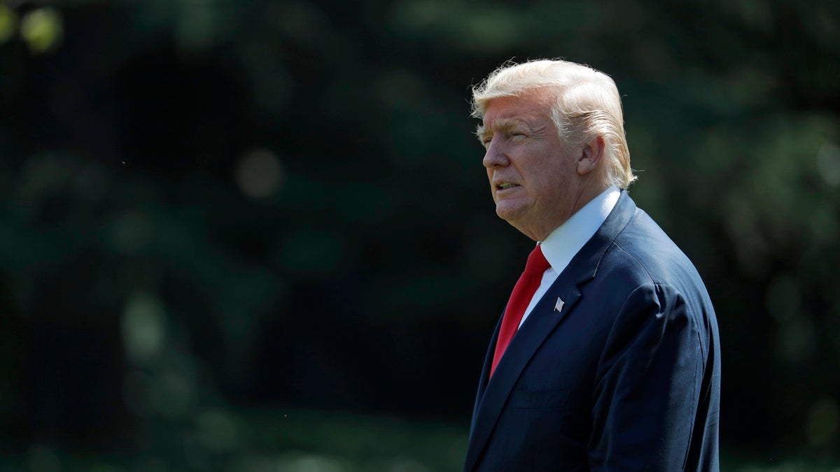  President Donald Trump walks to Marine One on the South Lawn of the White House, Friday, Aug. 4, 2017, in Washington. Trump is en route to Bedminster, N.J., for vacation. (Alex Brandon/AP Photo) 