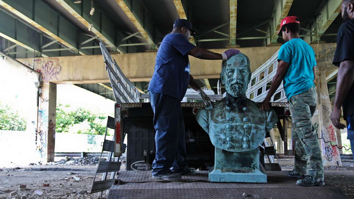 The Bust of General James Beaver, the 20th Governor of Pa., was found Friday at FDR park in South Philly. (Kimberly Paynter/WHYY)