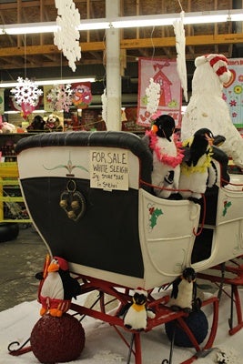 <p><p>Christmas is over; time to sell the sleigh. (Elisabeth Perez-Luna/WHYY)</p></p>
