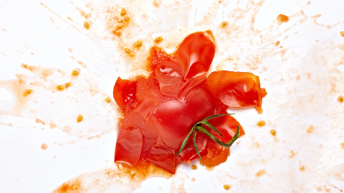 (<a href='https://www.bigstockphoto.com/image-42316423/stock-photo-splattered-splashed-tomato-vegetable-food'>PicsFive</a>/Big Stock Photo)