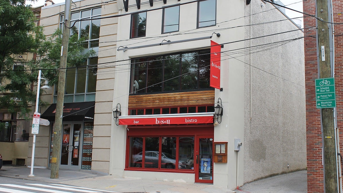  Bisou Bistro hopes that a deck will bring in more diners. (Matthew Grady for NewsWorks) 