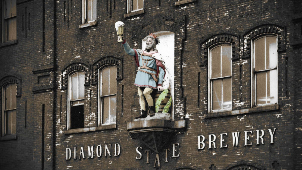  The Gambrinus statue as it appeared for nearly 100 years on the Diamond State Brewery building in Wilmington. (photo courtesy Restore the King/John Medkeff) 