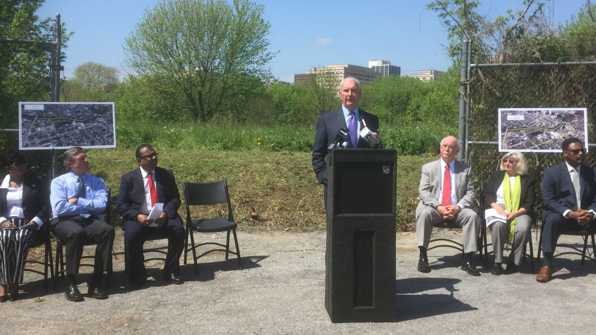  Wilmington Mayor Mike Purzycki talks about plans federal funding to help plan the redevelopment of brownfields in Wilmington. (Zoë Read/WHYY) 