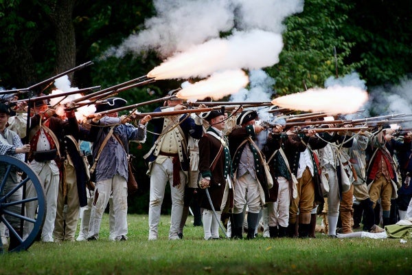 History comes to life (and death) at Battle of Germantown reenactment ...