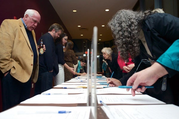 <p><p>The silent auction featuring items from local businesses and organizations was held throughout the evening. (Bas Slabbers/for NewsWorks)</p></p>
