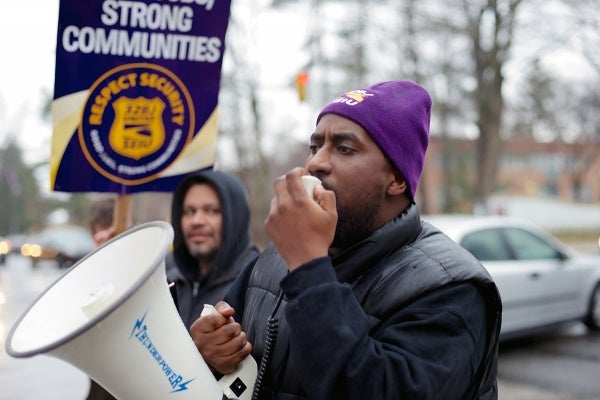 <p><p>McGinn Security employees rallied for better wages and working conditions at Henry Avenue and School House Lane on Tuesday. (Bas Slabbers/for NewsWorks)</p></p>

