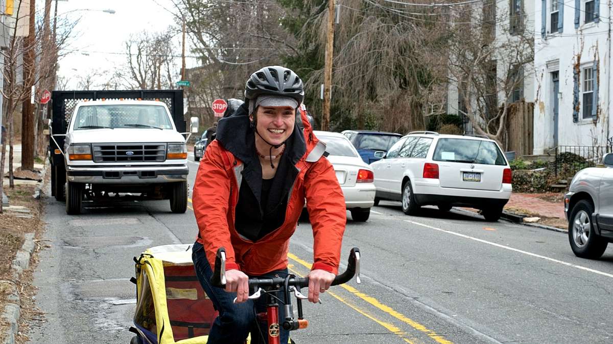 Alison Cohen leaves her Mt. Airy home for a 45-minute commute to Northern Liberties. (Bastiaan Slabbers/for NewsWorks)