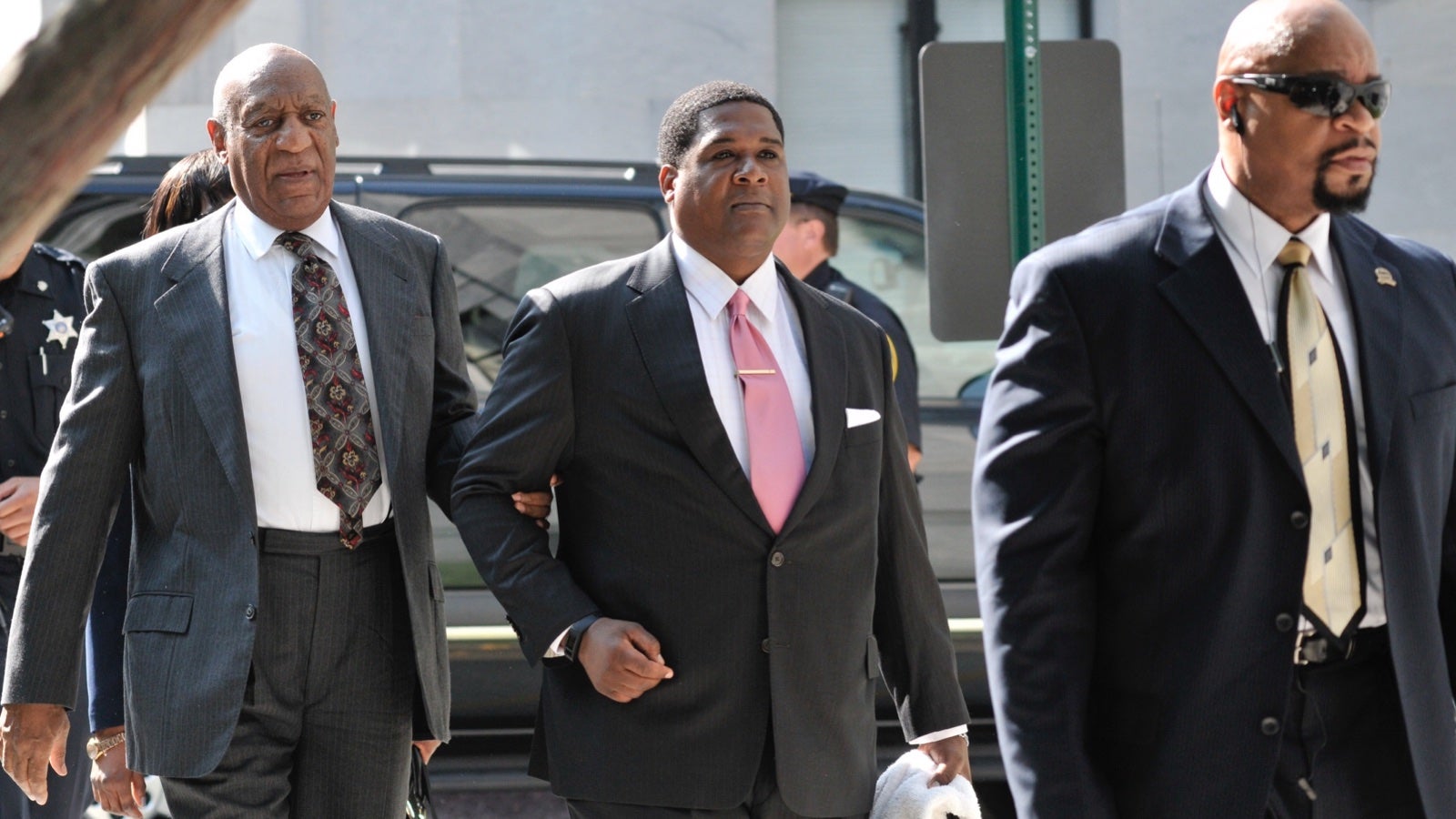 Bill Cosby arrives at Montgomery County Courthouse