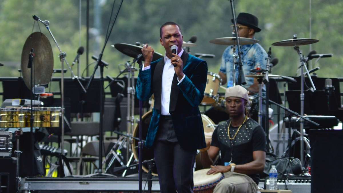 Hamilton star Leslie Odom Jr. performs during the Wawa Welcome America 4th of July Celebration on the Parkway.