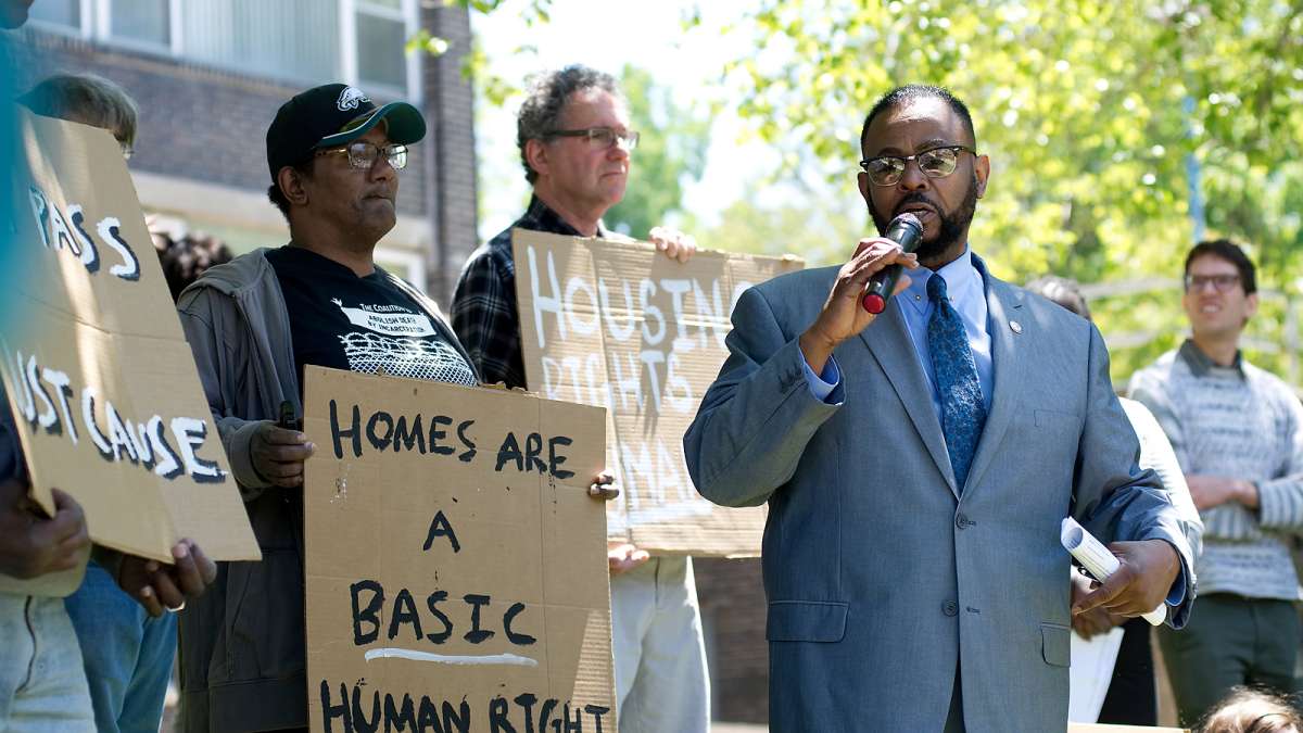 Councilman Curtis Jones, Jr. speaks at an anti-eviction rally, organized by Philadelphia Tenants Union, on Wednesday.