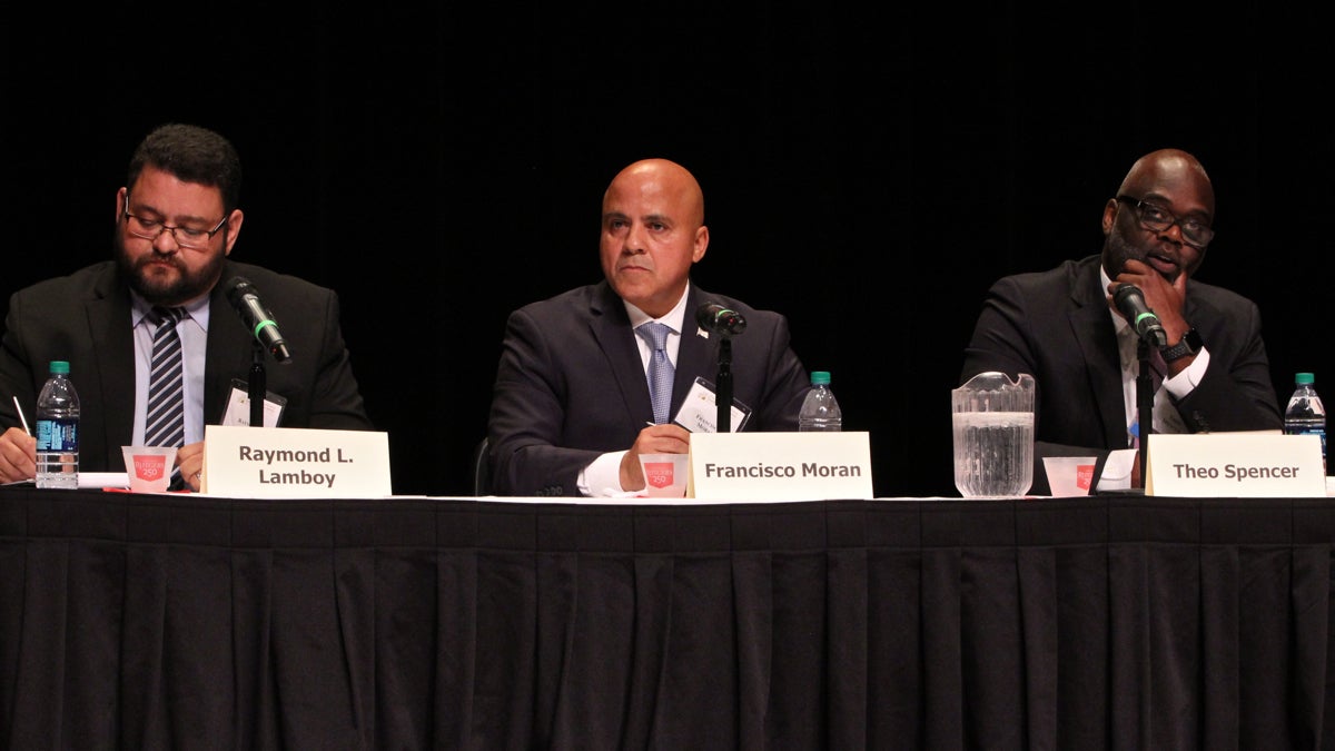  Democratic candidates for mayor of Camden debate at Rutgers-Camden University. (Emma Lee/WHYY) 