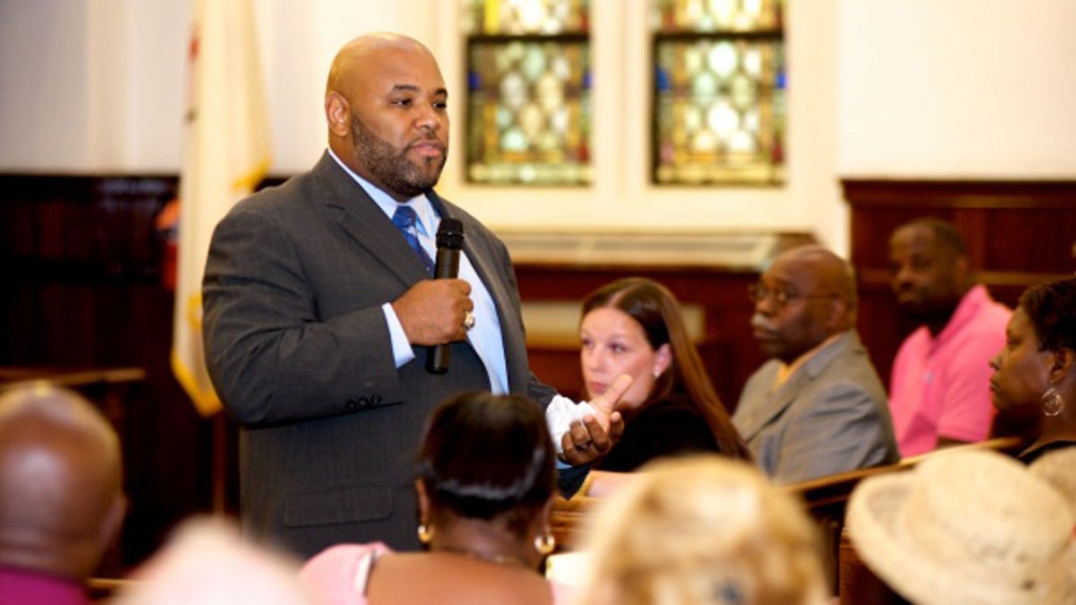  At a public meeting on Wednesday, Principal Milton Alexander pitches Camelot Schools to Germantown community members. (Bas Slabbers/for NewsWorks) 