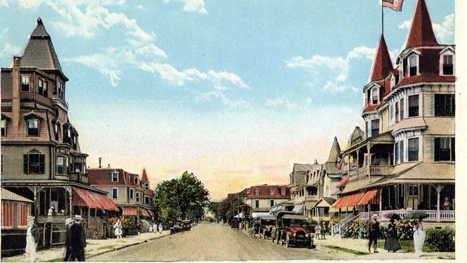 A postcard depicting Ocean Street as it was about 100 years ago. (Richard Gibbs Collection)