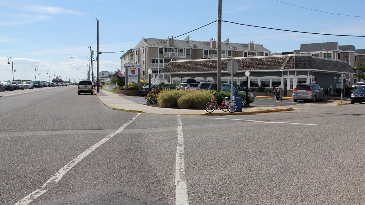 Today the Oceanview Restaurant occupies the same corner. (Emma Lee/WHYY)