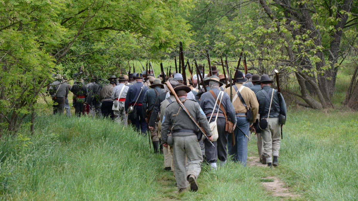  The Confederate Army marches into a reenactment of the Battle of Kernstown, Virginia. (Max Matza/NewsWorks) 