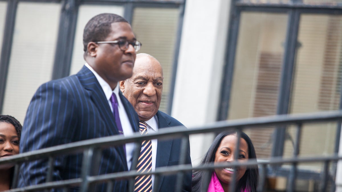  Comedian Bill Cosby makes his way into the Montgomery County Courthouse Monday for the first of day of his trial for the alleged sexual assault of Andrea Constand. (Brad Larrison for NewsWorks) 