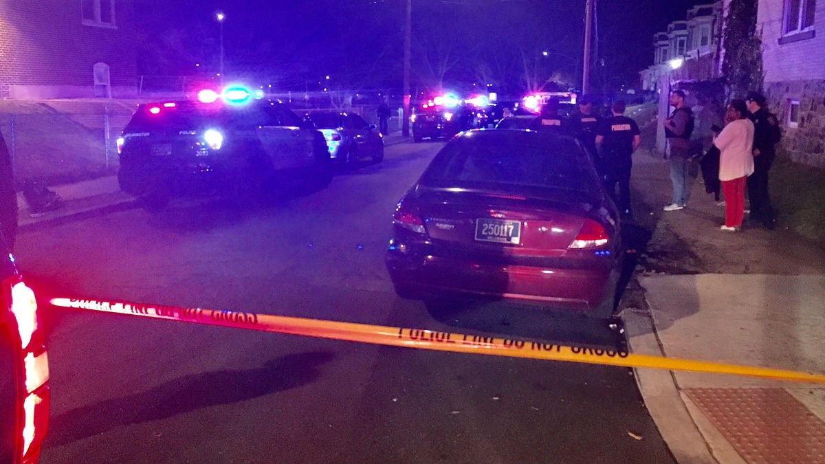  Wilmington Police investigate the second double shooting in the city's northeast section this week. (John Jankowksi/for NewsWorks) 