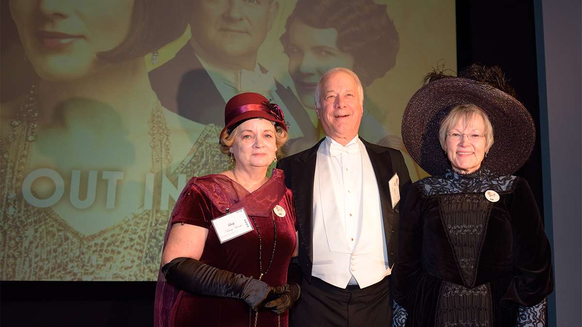 'Downton Abbey' fans say farewell at WHYY viewing party [photos] - WHYY