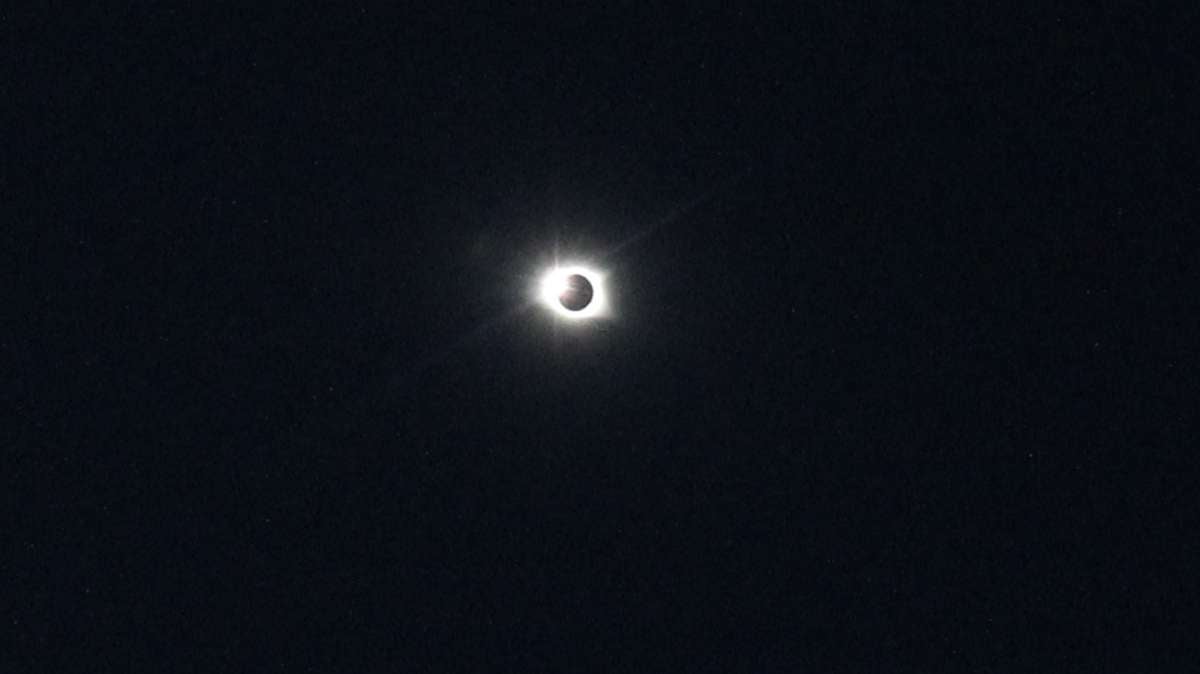 The corona appears around the sun during the 2017 solar eclipse. (Kimberly Paynter/WHYY)