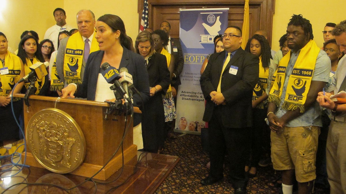 eof-1200 Lawmakers and advocates say increasing funding for the program will help low income students get the services they need to complete their college education. (Phil Gregory/WHYY)