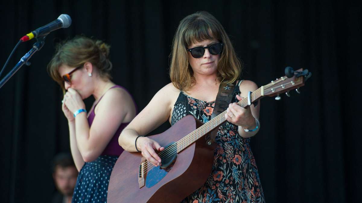 Sisters Brechyn Chase (left) and Larissa Chase Smith front the band The Hello Strangers.