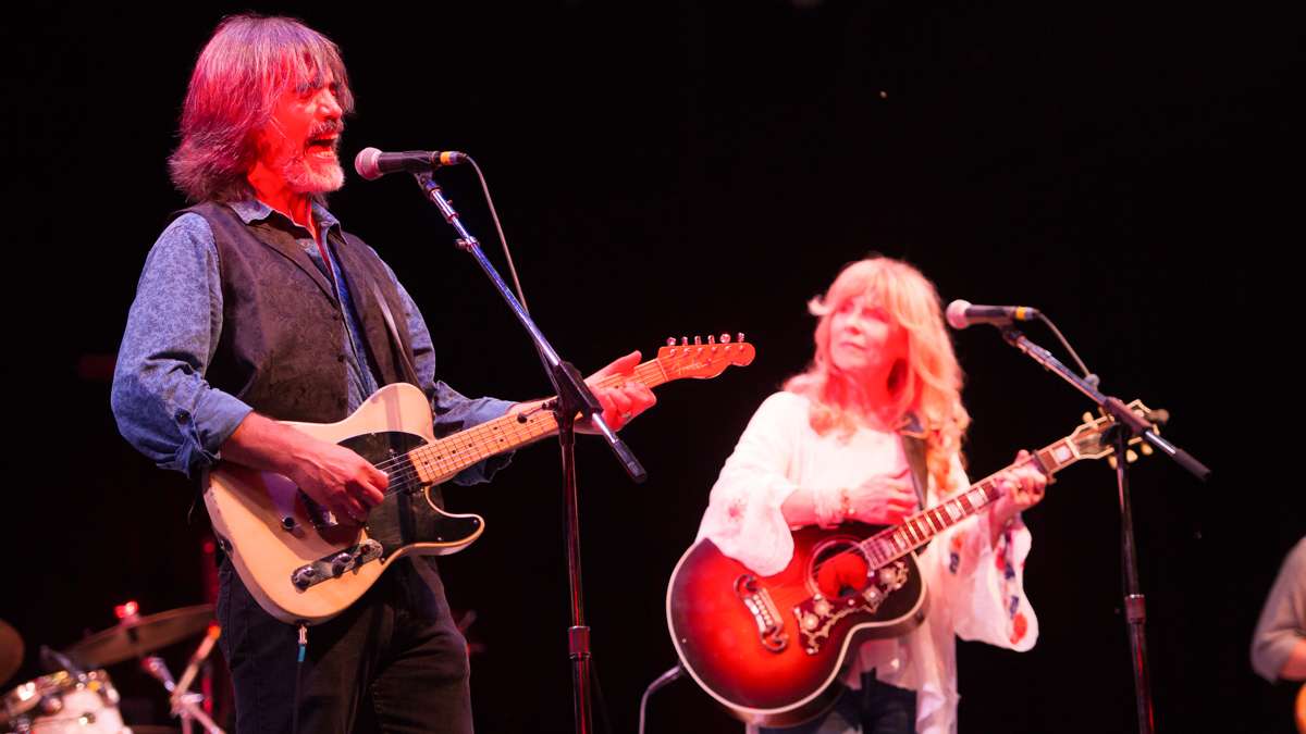 Larry Campbell and Teresa Williams perform during the Saturday evening concert. (Jonathan Wilson for NewsWorks)