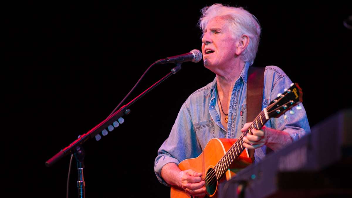 Graham Nash performs during the Saturday evening concert. (Jonathan Wilson for Newsworks)