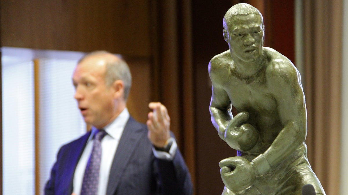 Attorney Richard Hayden presents a replica of the proposed Joe Frazier statue to the Philadelphia Art Commission. (Emma Lee/for NewsWorks) 