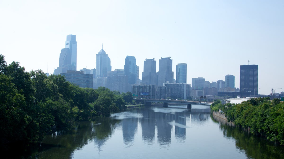  Haze over the Philadelphia skyline. (Nat Hamilton/for NewsWorks) 