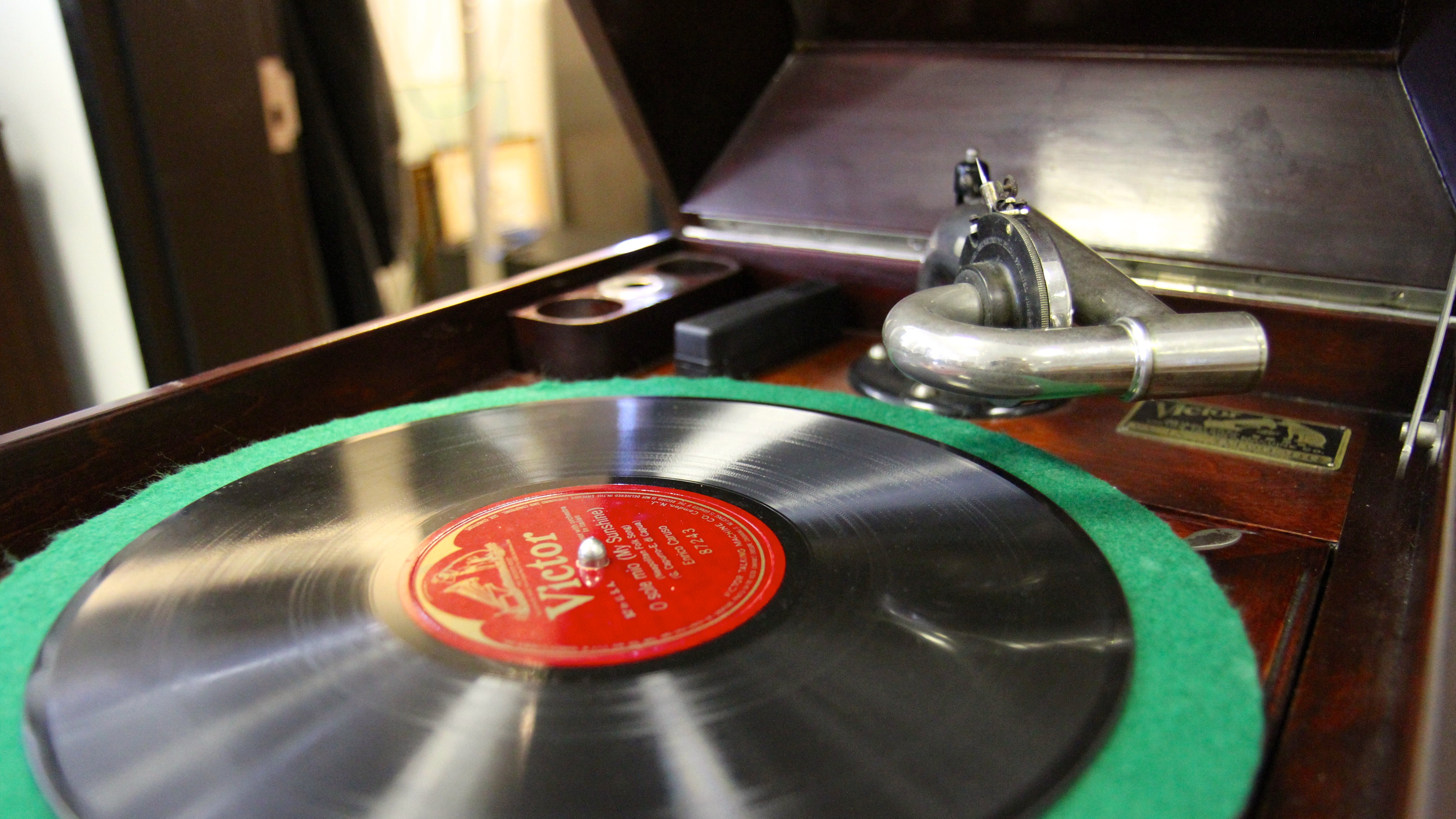  An old, yet functioning, Victrola on display at the RCA Heritage Program Museum at Rowan University. (Zack Seward/WHYY) 