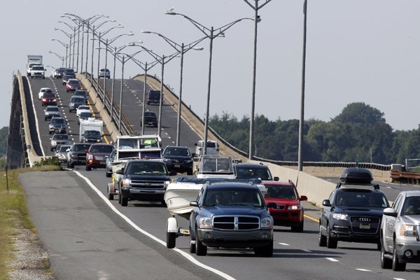 Traffic jams the Garden State Parkway across the Great Egg Harbor Bay Inlet Bridge near Ocean City, N.J.  (AP Photo/Mel Evans)