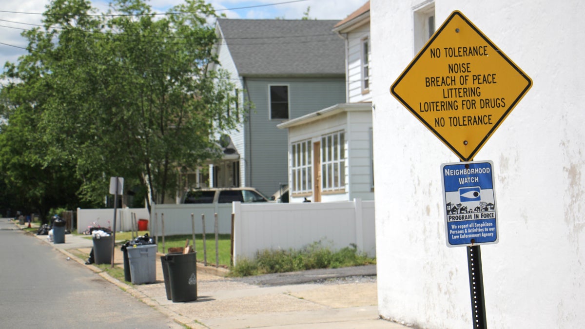  All is quiet on West Jefferson Street in Paulsboro in the neighborhood where an unruly crowd assaulted two police officers. (Emma Lee/WHYY) 