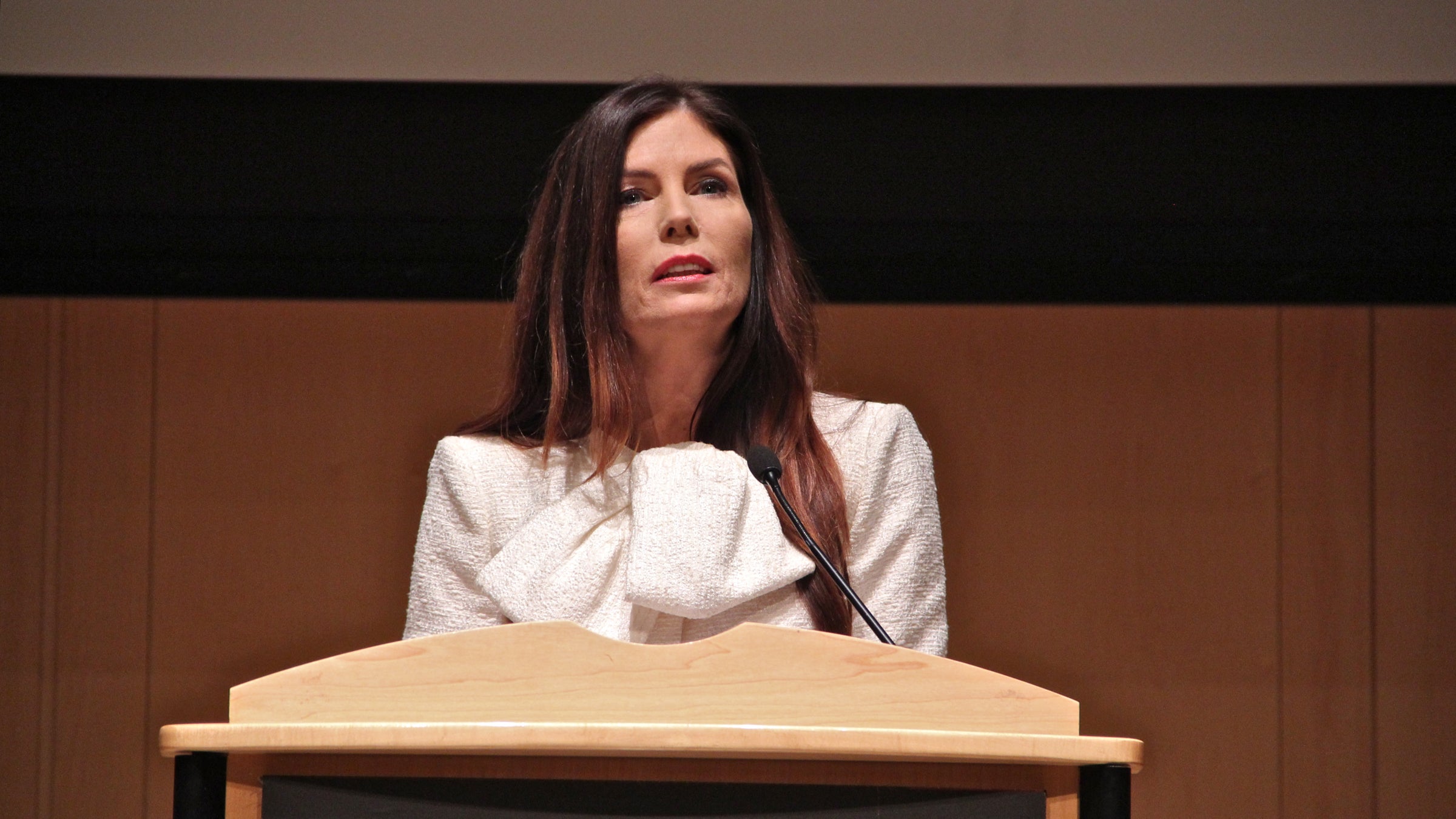  Pennsylvania Attorney General Kathleen Kane announces the appointment of independent counsel to investigate the transmission of pornographic and discriminatory emails by public officials. (Emma Lee/WHYY) 
