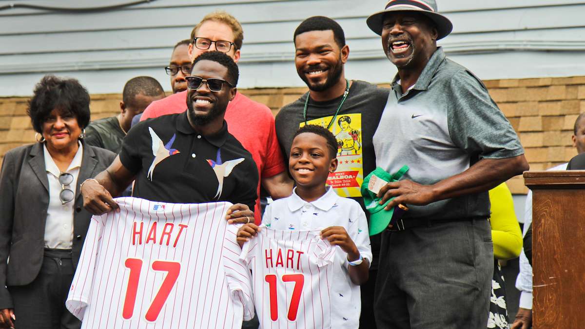 The Philadelphia Phillies present Kevin Hart with a jersey.