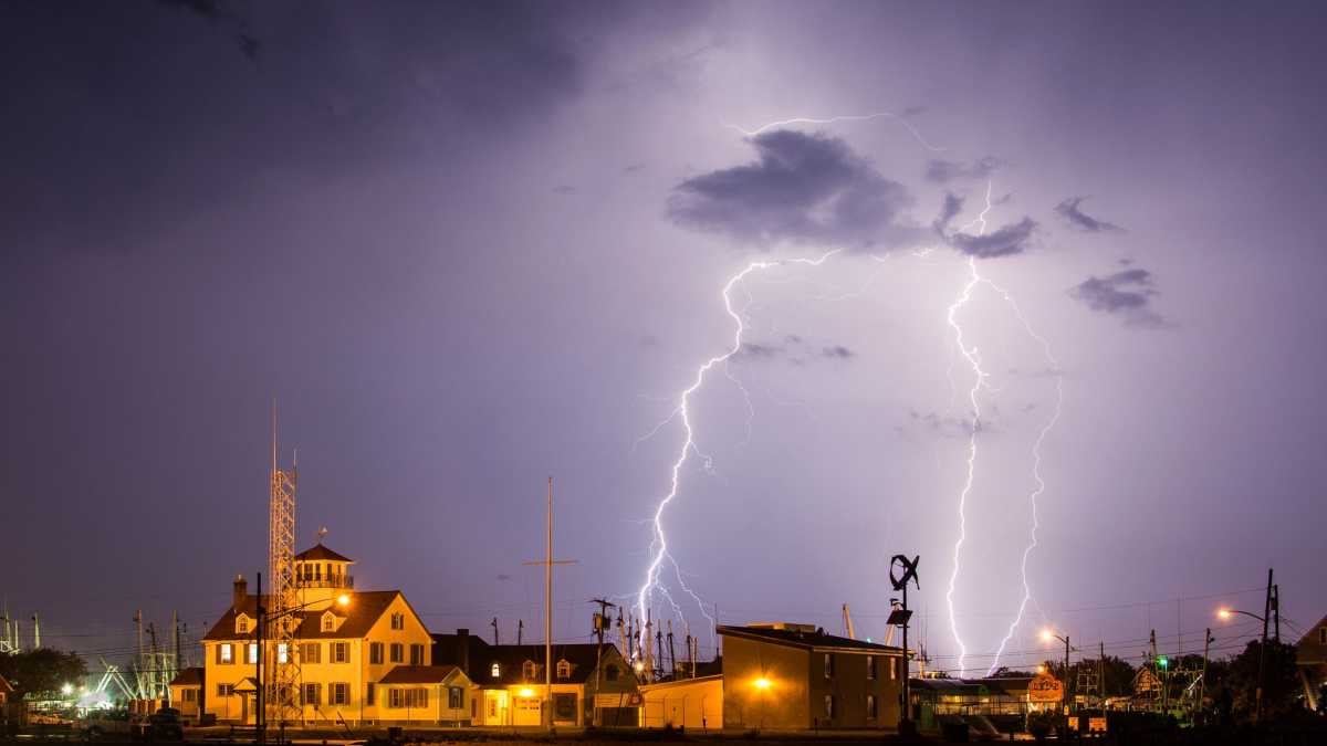  Lighting in Point Pleasant in early July 2014. (Photo: Tom Lozinski Photography via JSHN) 