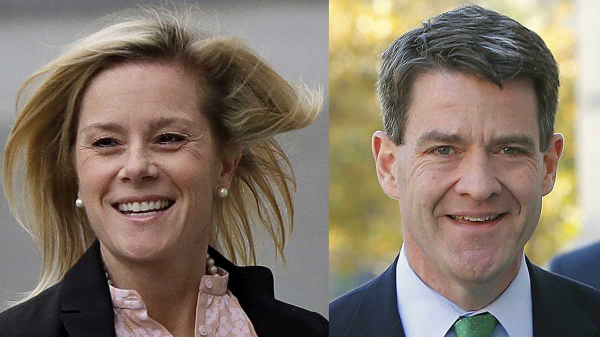  Former aide to Gov. Chris Christie Bridget Anne Kelly and former Port Authority of New York and New Jersey executive Bill Baroni will be sentenced Wednesday for their roles  in the Bidgegate scandal.  (Julio Cortez/AP Photo) 